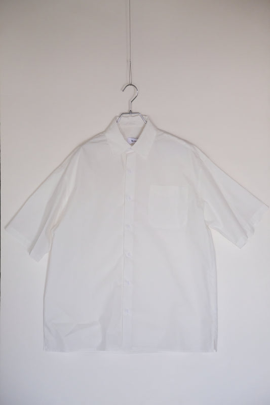 Bigcollar short sleeve shirt