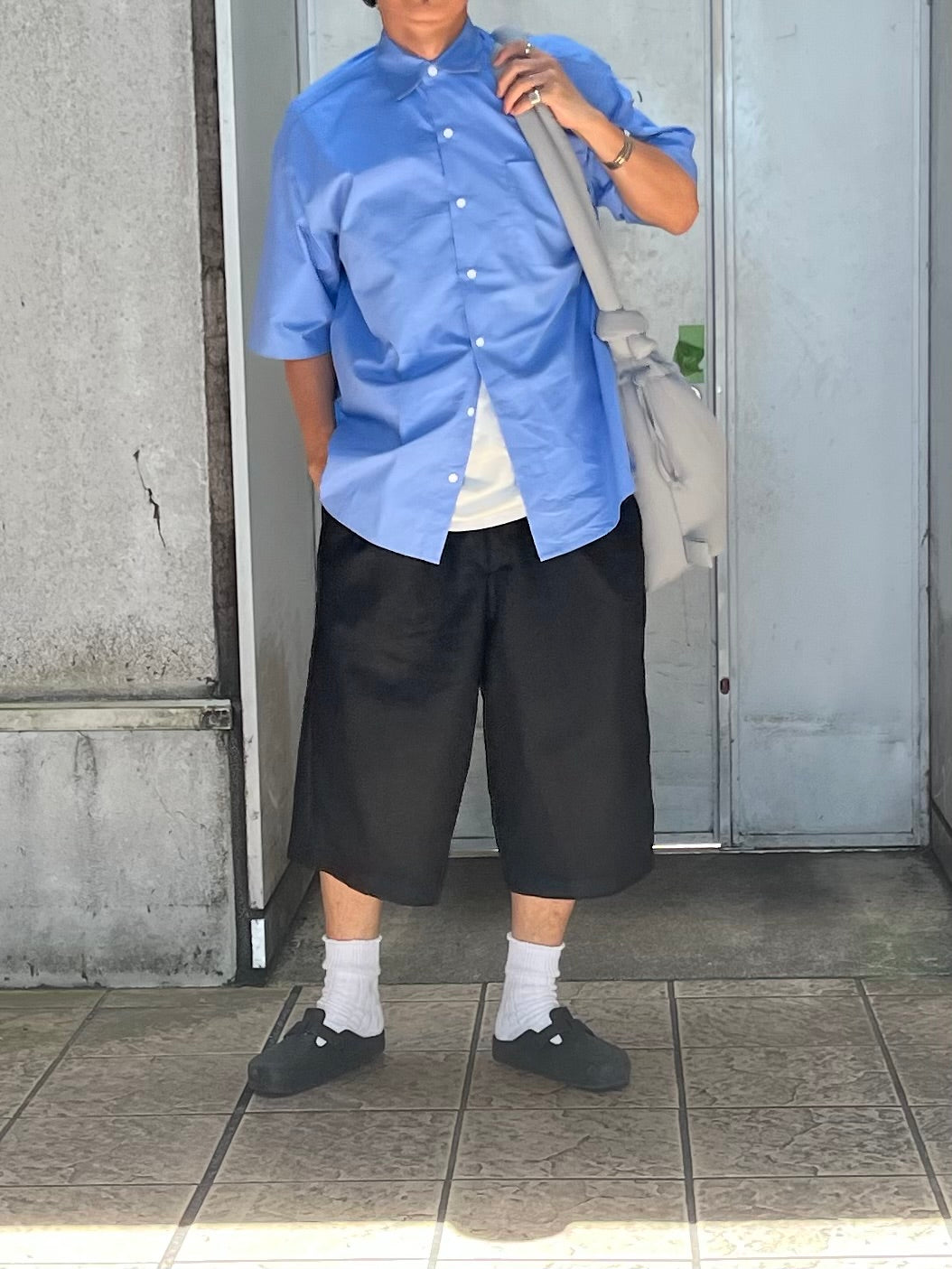 Bigcollar short sleeve shirt