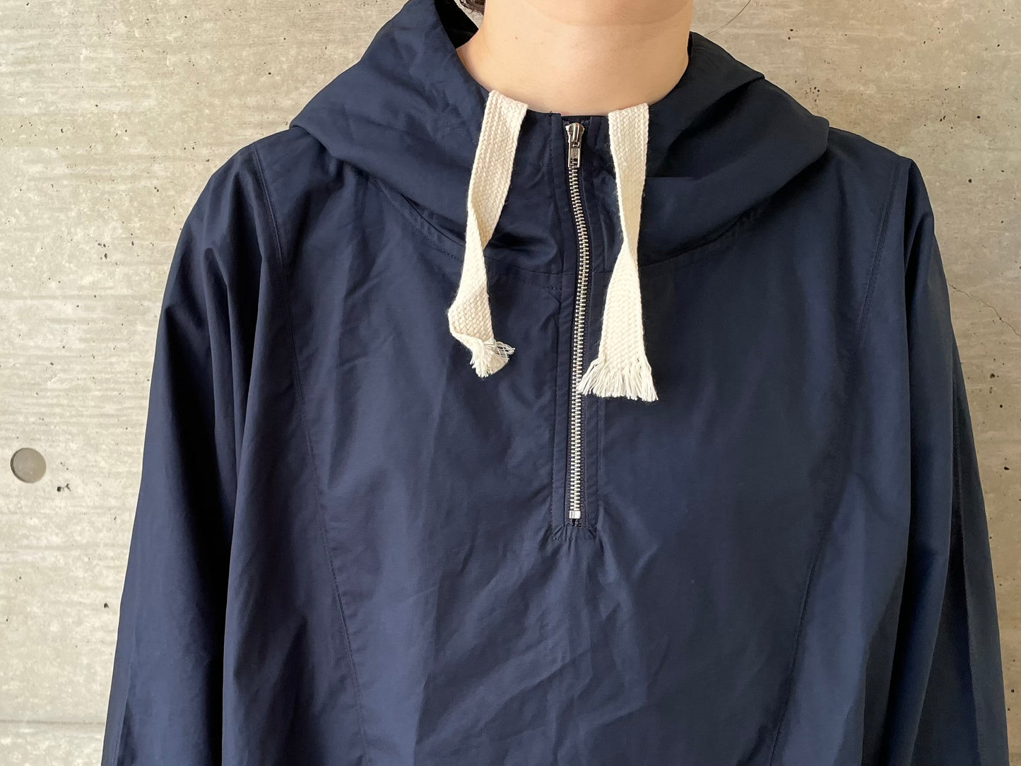 Box silhouette anorak hoodie