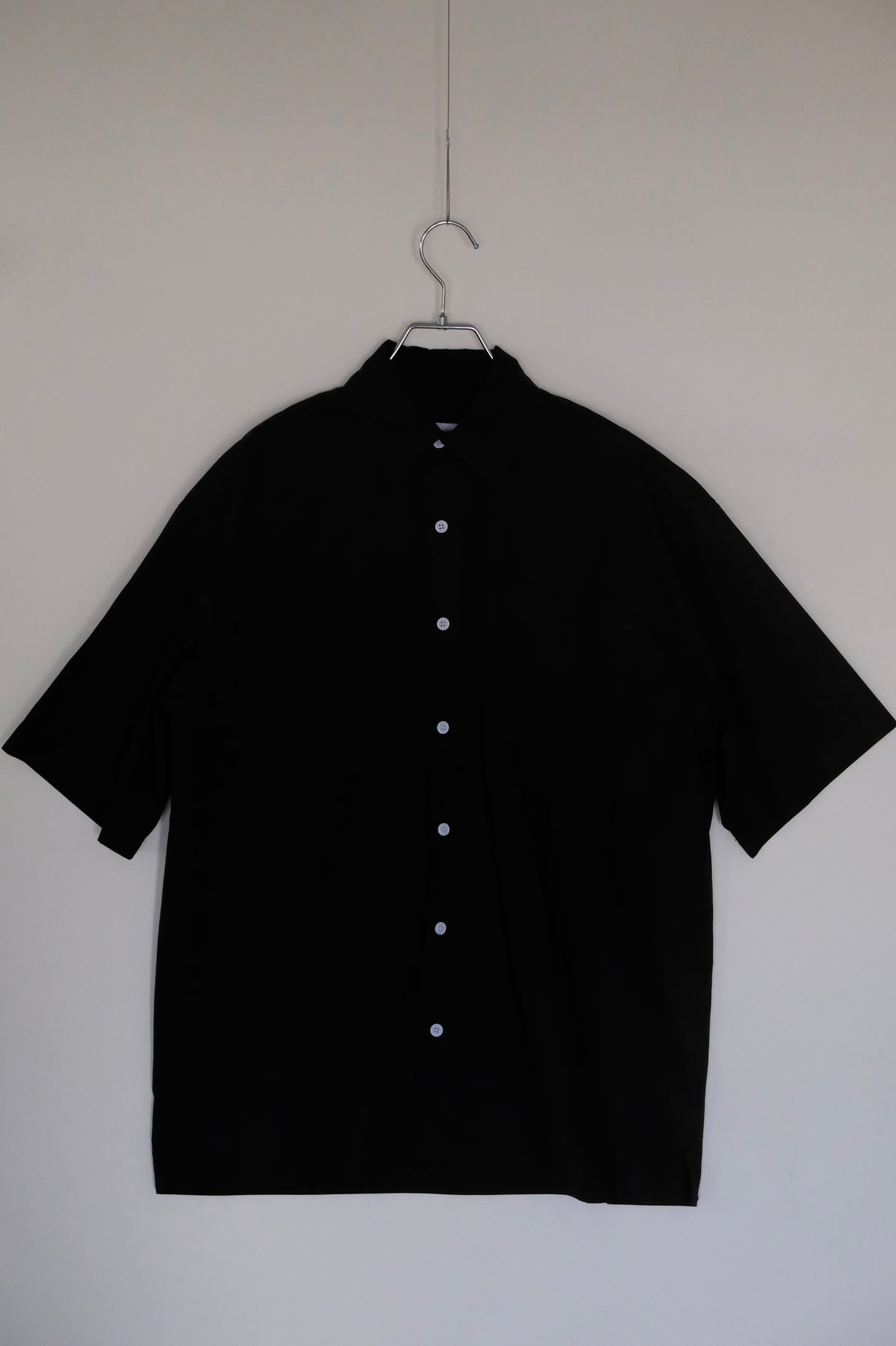 Bigcollar short sleeve shirt
