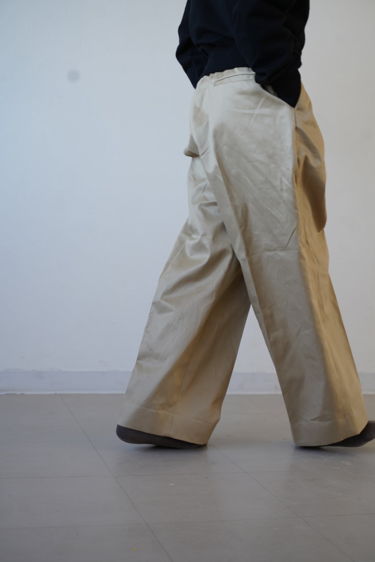 Chino one-tuck wide pants