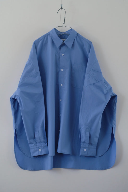 Box silhouette regularcollar shirt