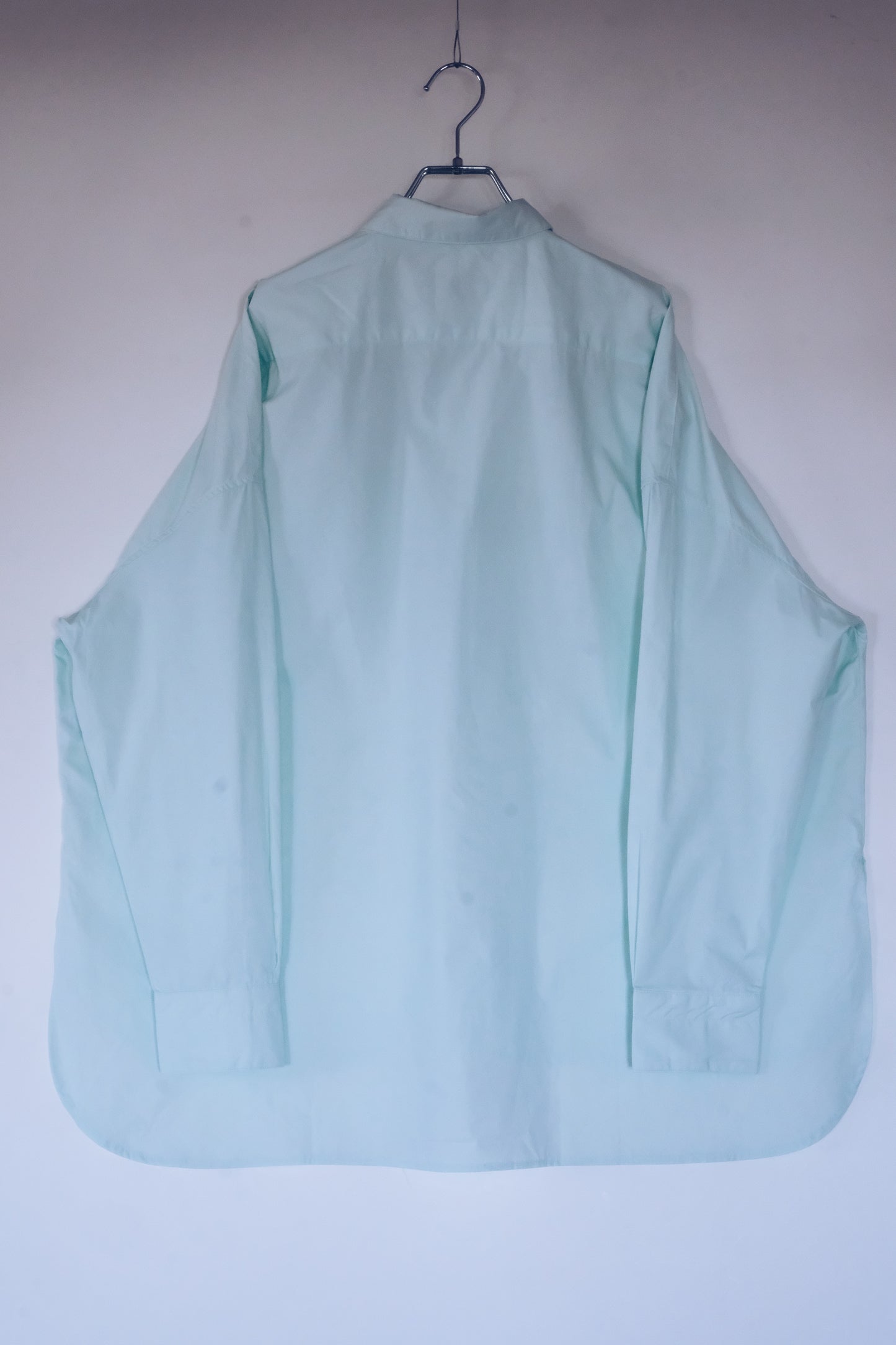 Box silhouette regularcollar shirt