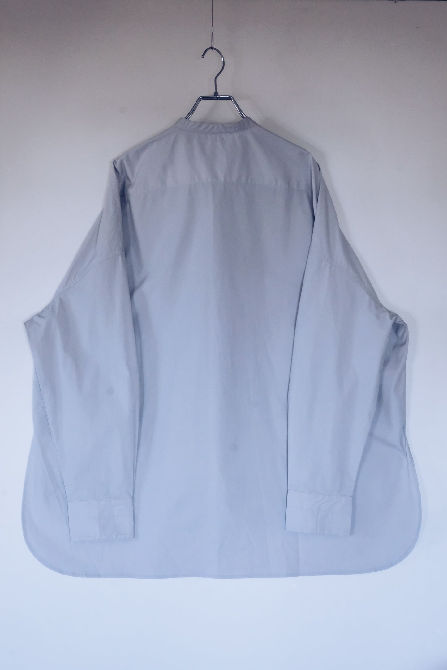 Box silhouette regularcollar shirt