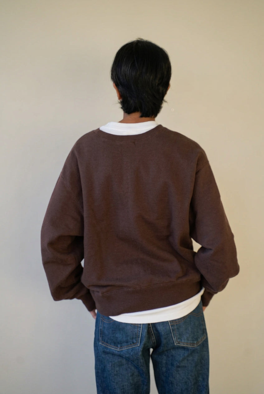 Short length pullover sweat