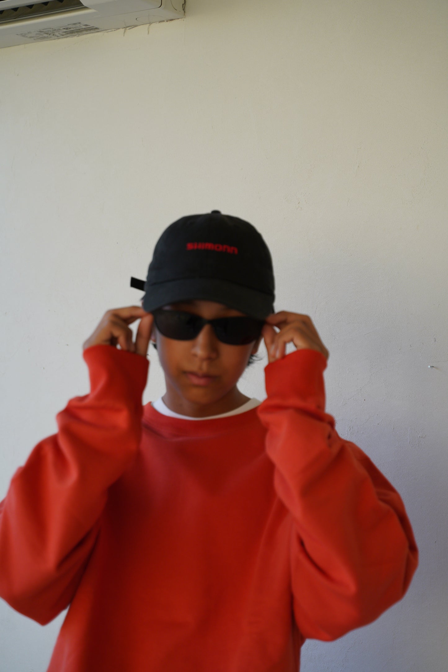 Short length pullover sweat