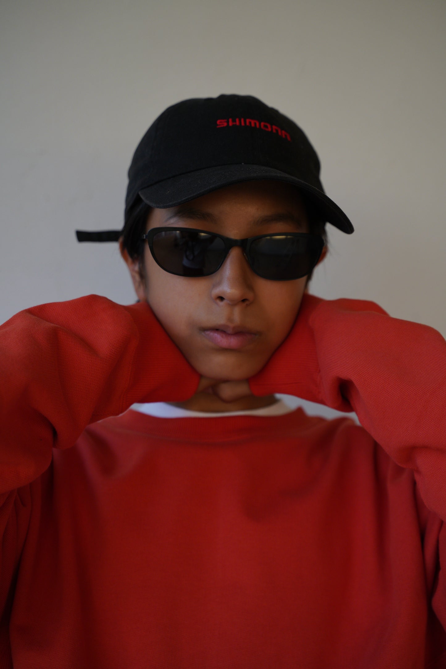 Short length pullover sweat