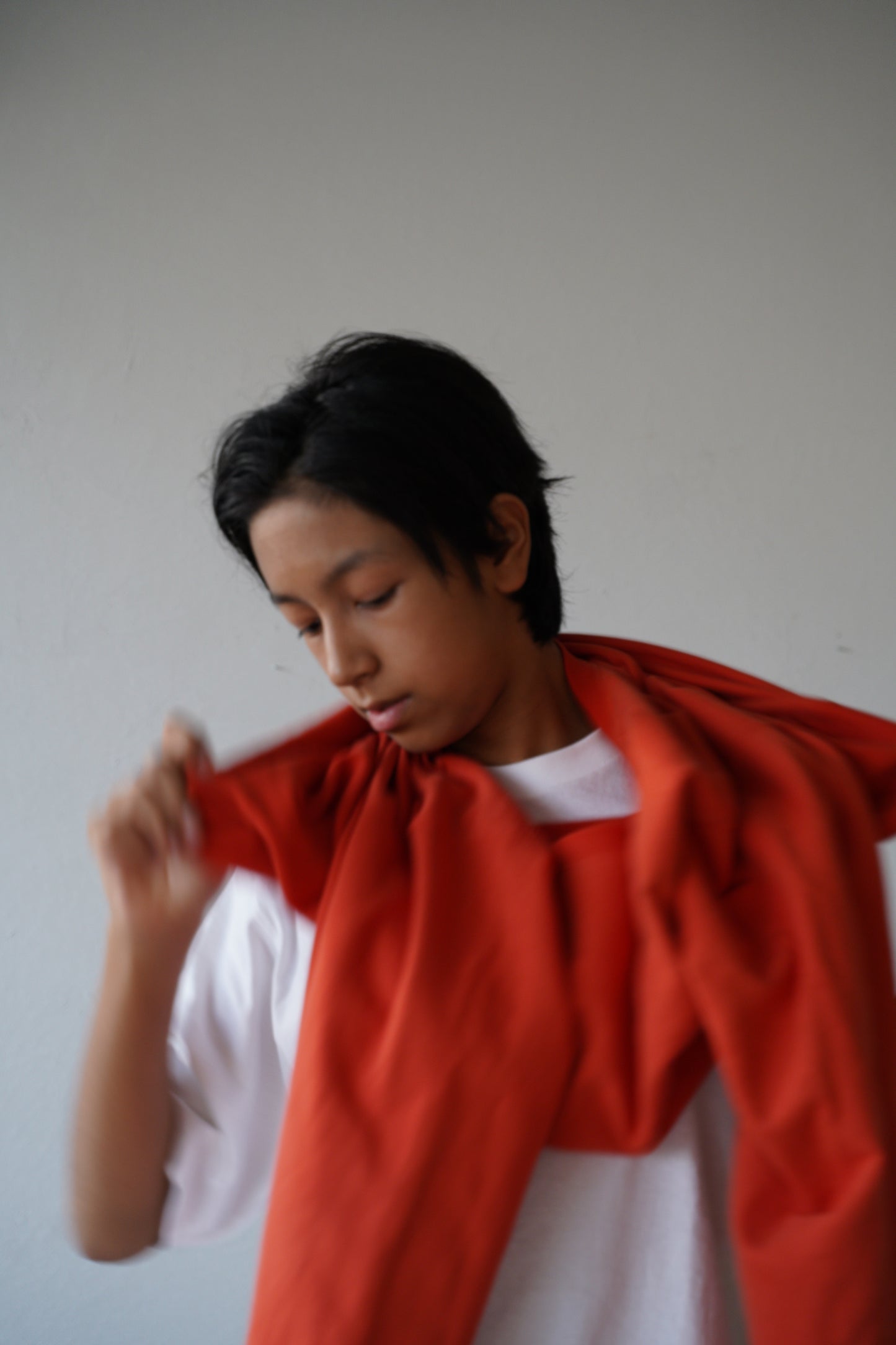 Short length pullover sweat