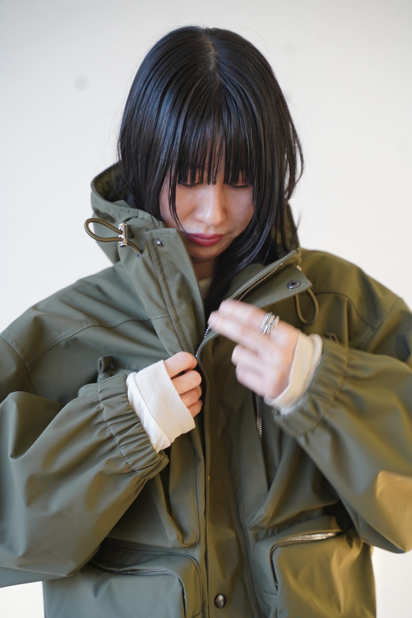 Cropped mountain parka