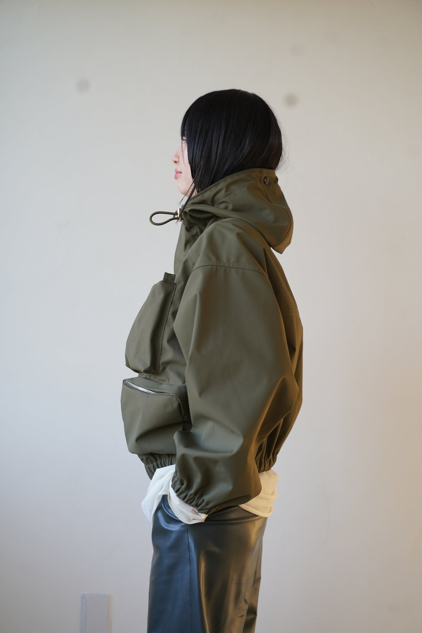 Cropped mountain parka