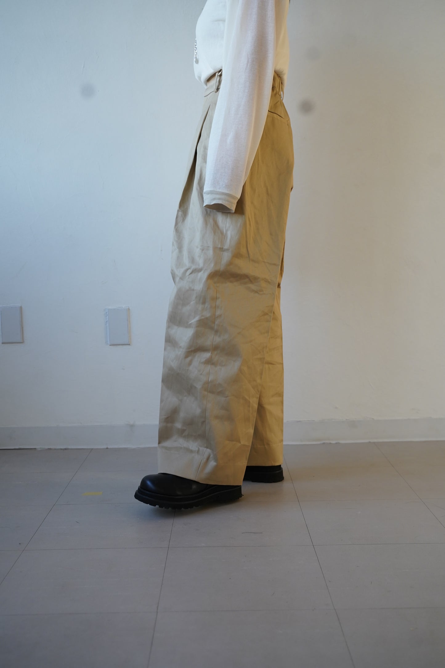 Chino one-tuck wide pants