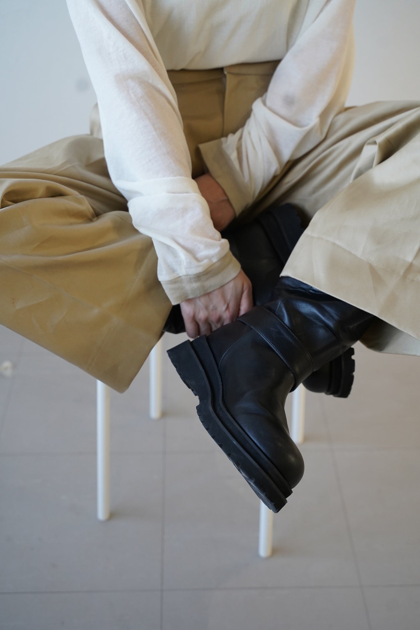 Chino one-tuck wide pants