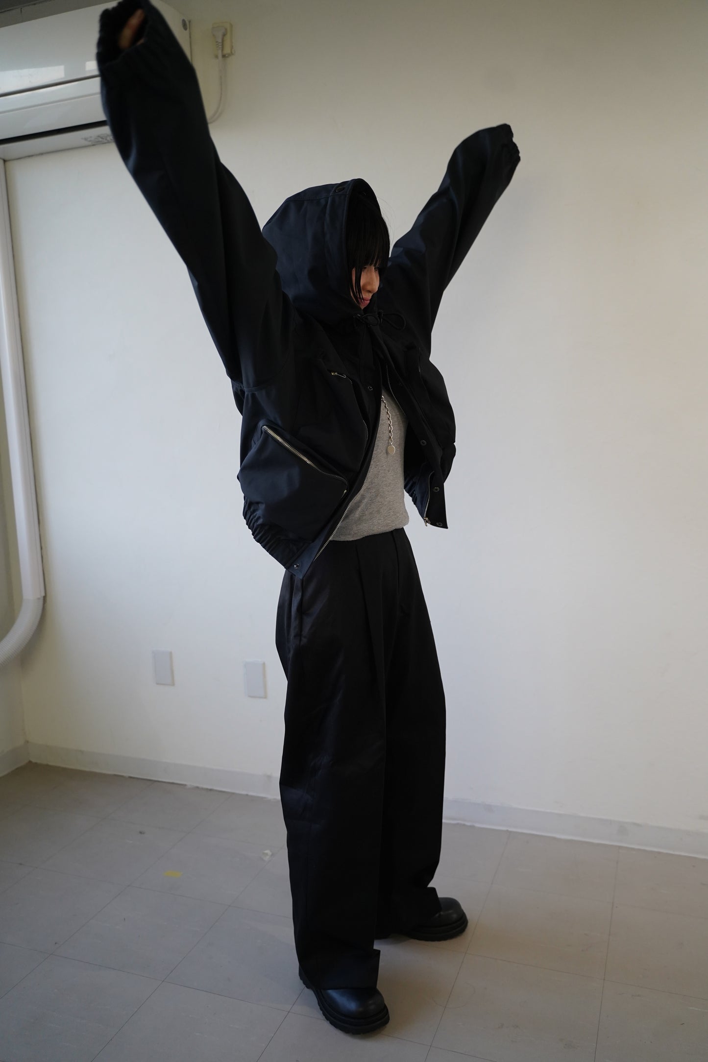 Cropped mountain parka