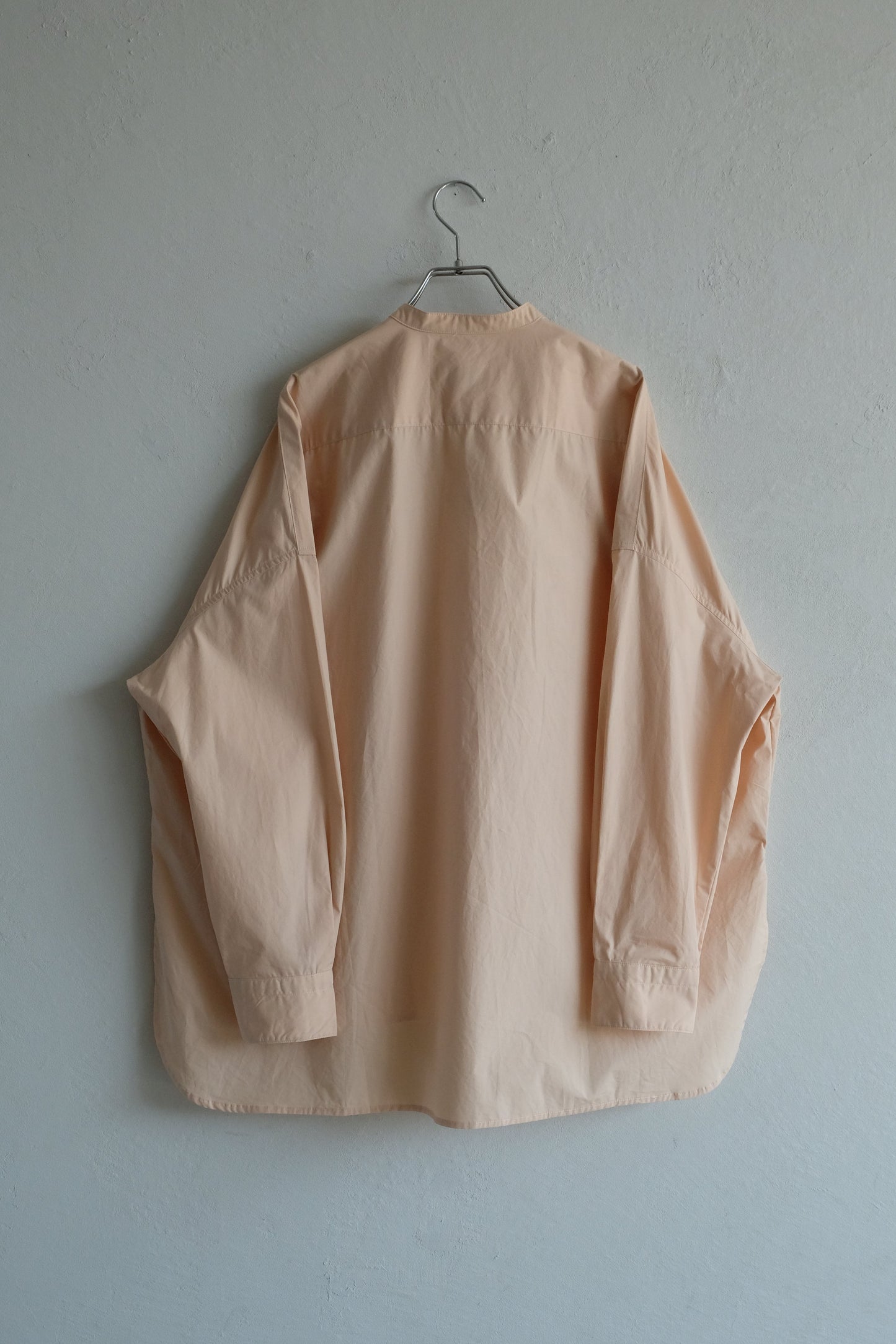 Box silhouette regularcollar shirt