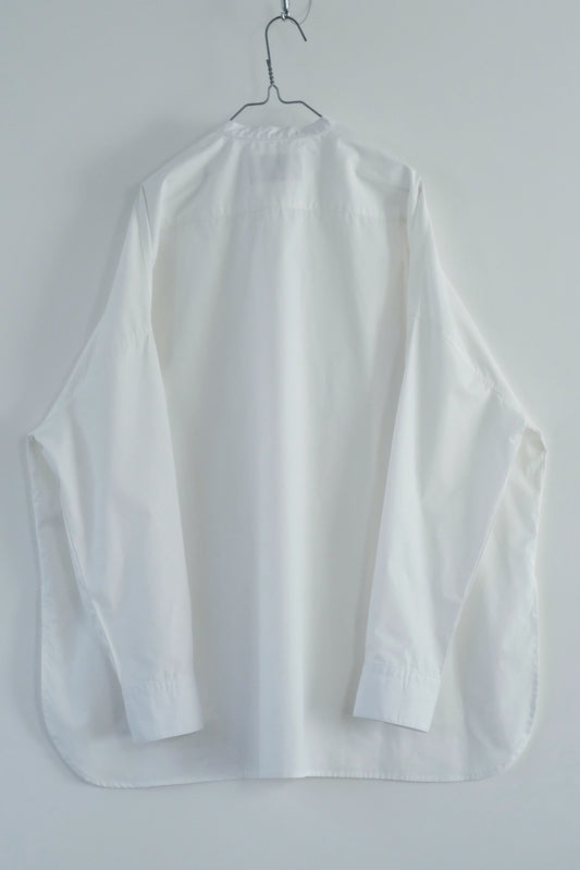 Box silhouette collarless shirt