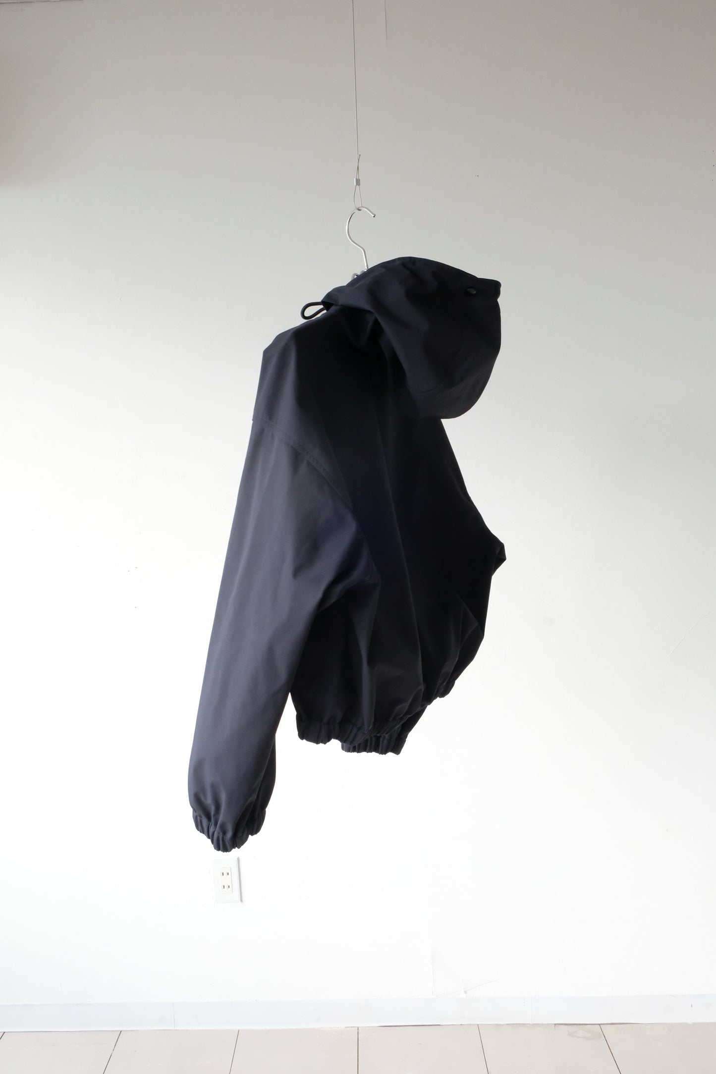 Cropped mountain parka