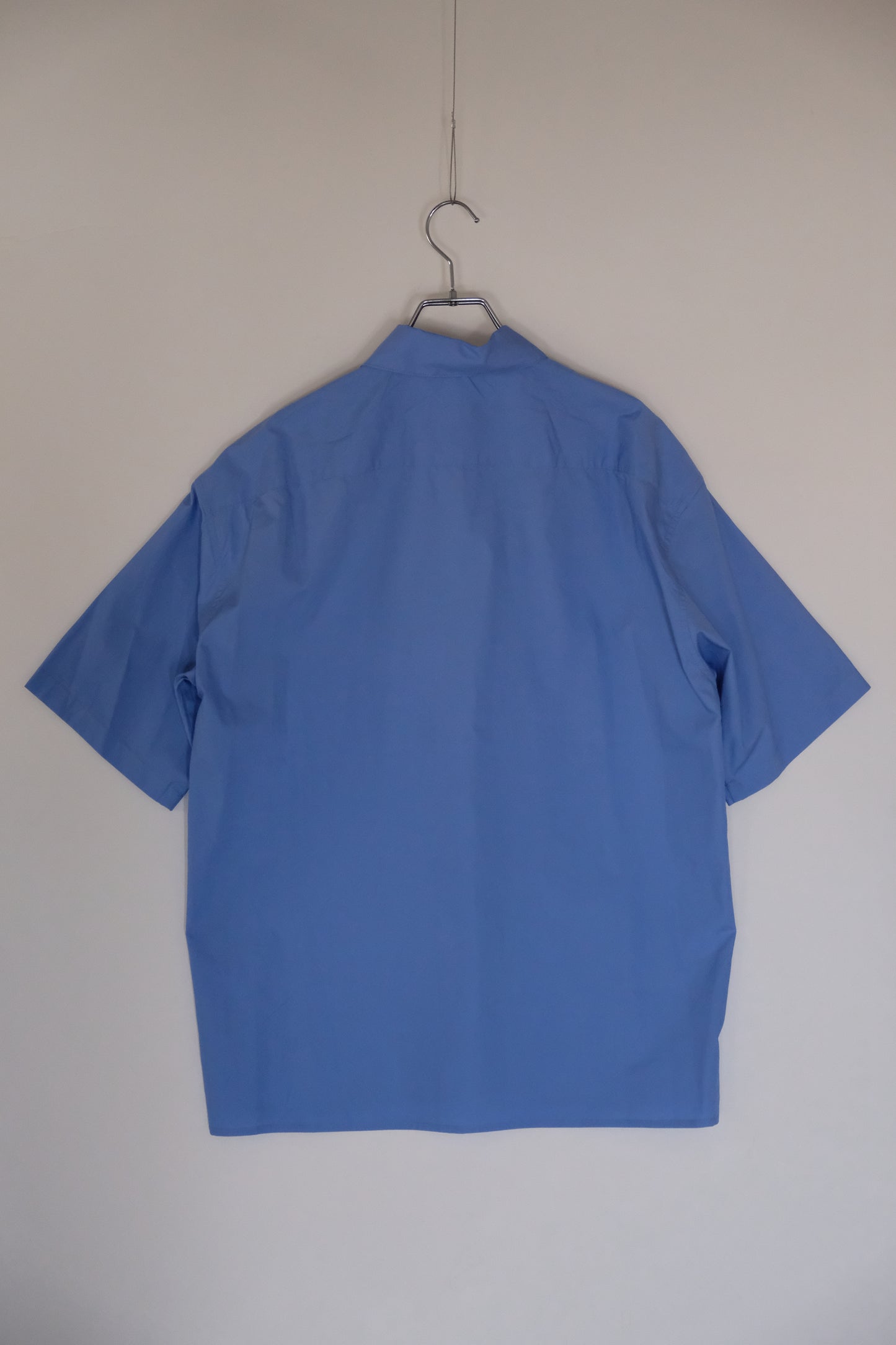 Bigcollar short sleeve shirt